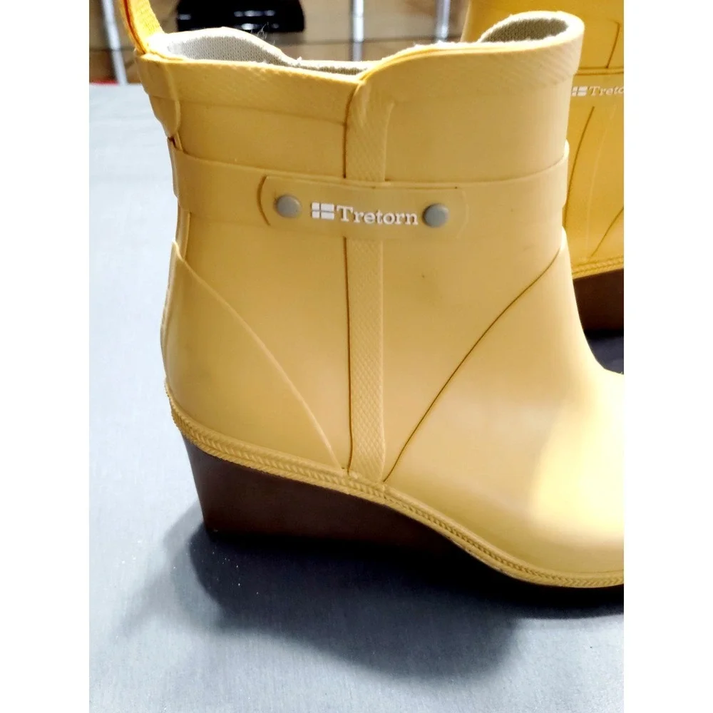 Tretorn waterproof preppy